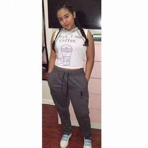 Meet your Posher, Daniela